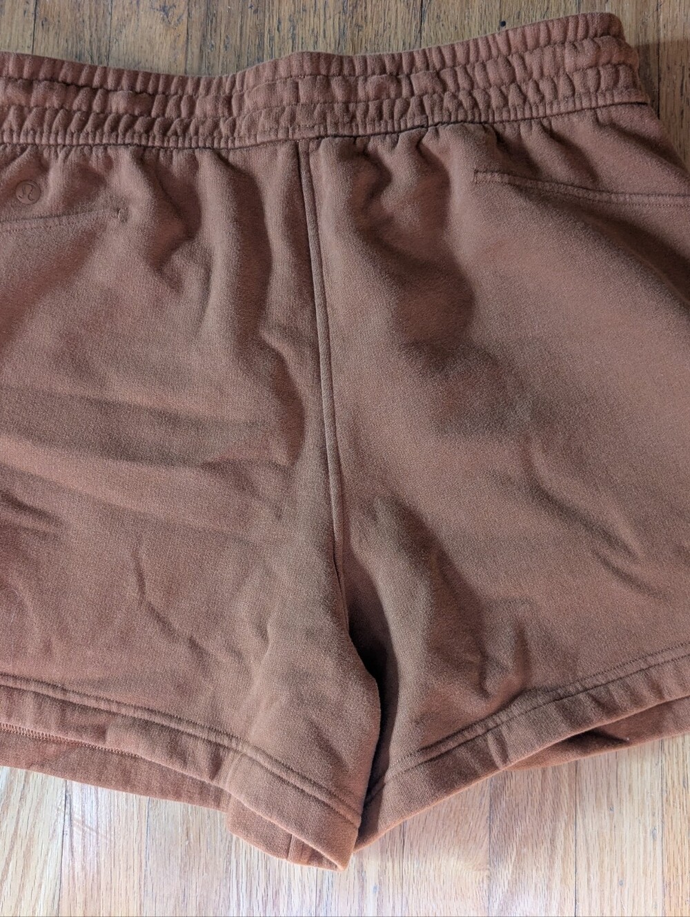 Lululemon Athletica Women's High-Rise Athletic Shorts in Butternut Brown